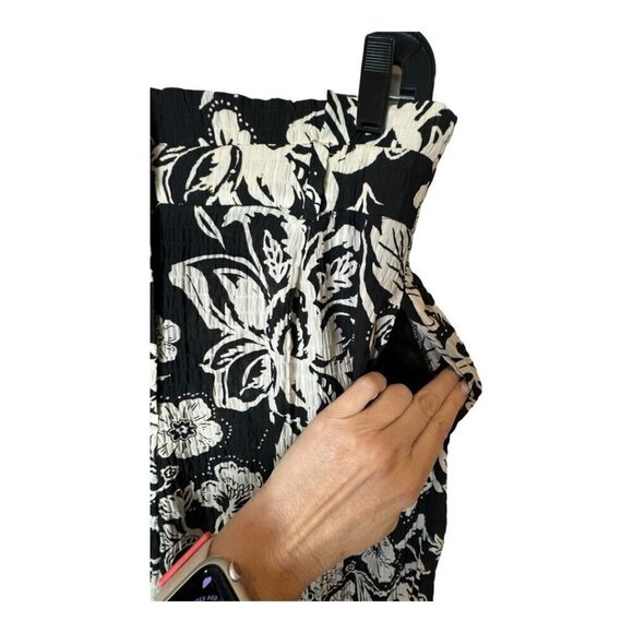 Zara Pants Women Large Black Ivory Floral Print Slightly Sheer Wide Leg Boho - Picture 6 of 12